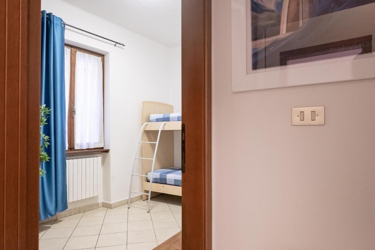 Апартаменты Casa Dolce Casa Desenzano - 2 Passi Dal Lago Дезенцано-дель-Гарда Экстерьер фото