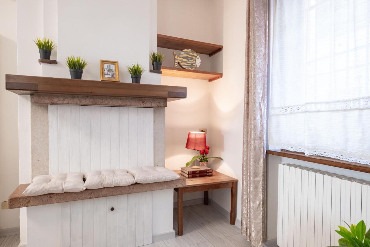 Апартаменты Casa Dolce Casa Desenzano - 2 Passi Dal Lago Дезенцано-дель-Гарда Экстерьер фото